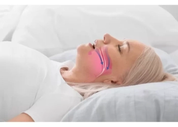 Ροχαλητό: Οι σύγχρονες λύσεις για το σύμπτωμα που κάποιες φορές δεν είναι αθώο