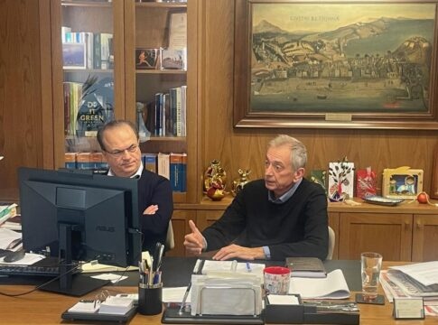 Σήμα κινδύνου για το μεταναστευτικό: Μέτρα στην κυβέρνηση θα προτείνουν οι δήμαρχοι της Κρήτης