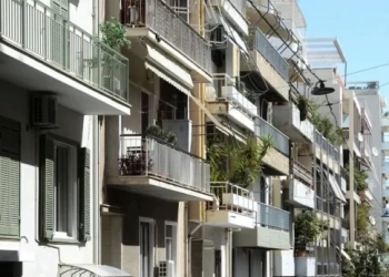 Στεγαστική κρίση: Τα ακριβά ενοίκια απαγορευτικός παράγοντας για μεγάλα διαμερίσματα