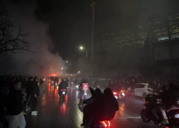 Στη Θεσσαλονίκη οι σοροί των επτά φιλάθλων του ΠΑΟΚ - Live εικόνα