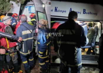 Ταΰγετος: Ολοκληρώθηκε η επιχείρηση διάσωσης των ορειβατών – Μεταφέρονται στο νοσοκομείο Σπάρτης οι 4 τραυματίες