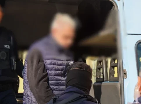 Θανατηφόρο τροχαίο στα Χανιά: «Κατέστρεψα μια οικογένεια, δεν θα ξανά πιάσω τιμόνι» – Τι ισχυρίστηκε στην απολογία του ο οδηγός της Porsche