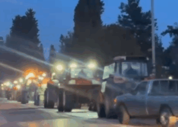 Θεσσαλονίκη: Μετά από 45 ημέρες, οι αγρότες αποχώρησαν από τα Πράσινα Φανάρια - Δείτε βίντεο