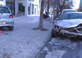 Θεσσαλονίκη: Στο αυτόφωρο για επικίνδυνη οδήγηση η 24χρονη που προσέκρουσε σε 15 αυτοκίνητα