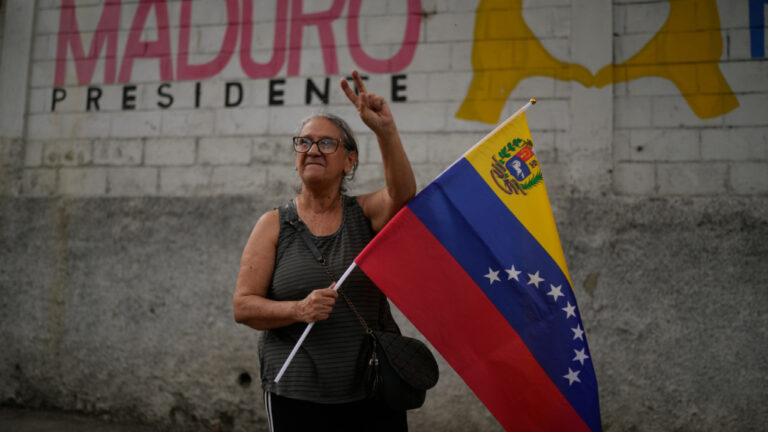 Το Στέιτ Ντιπάρμεντ καλεί τους Αμερικανούς που βρίσκονται στη Βενεζουέλα να εγκαταλείψουν τη χώρα