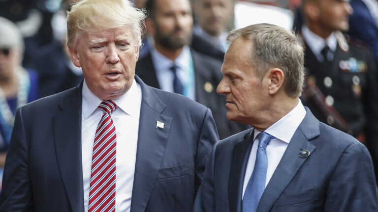 Τουσκ: «Πρέπει να είμαστε ειλικρινείς. Μας ανησυχούν οι σκέψεις του Τραμπ για τη Γροιλανδία»