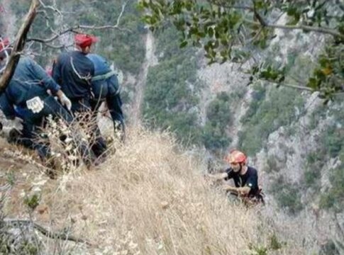 Τραγωδία στη Βιάννο: Νεκρός κυνηγός που έπεσε σε χαράδρα