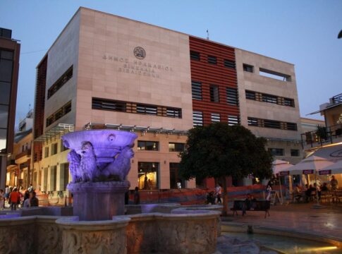 Βικελαία Βιβλιοθήκη: Ποιος αναλαμβάνει καθήκοντα προϊσταμένου