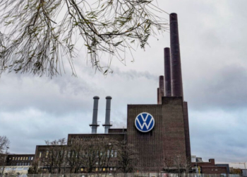 Volkswagen: Ανακαλεί περίπου 44.000 οχήματα στις ΗΠΑ εξαιτίας κινδύνου πυρκαγιάς