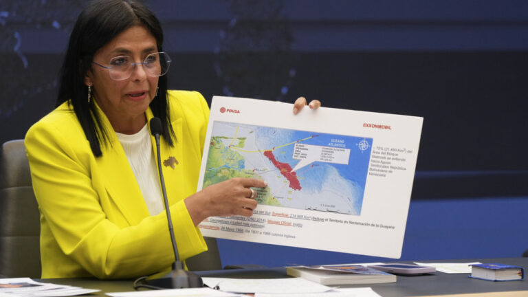 WSJ: Η CIA είχε συμπεράνει πως «πιστοί στο καθεστώς» πολιτικοί βρίσκονταν στην καλύτερη θέση για να ηγηθούν μετά τον Μαδούρο