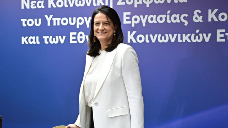 Υπ. Εργασίας: Νέο πρόγραμμα ενίσχυσης της γυναικείας απασχόλησης με 10.000 θέσεις εργασίας