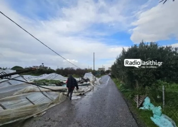 Ανεμοστρόβιλος ξήλωσε θερμοκήπια στην Ιεράπετρα