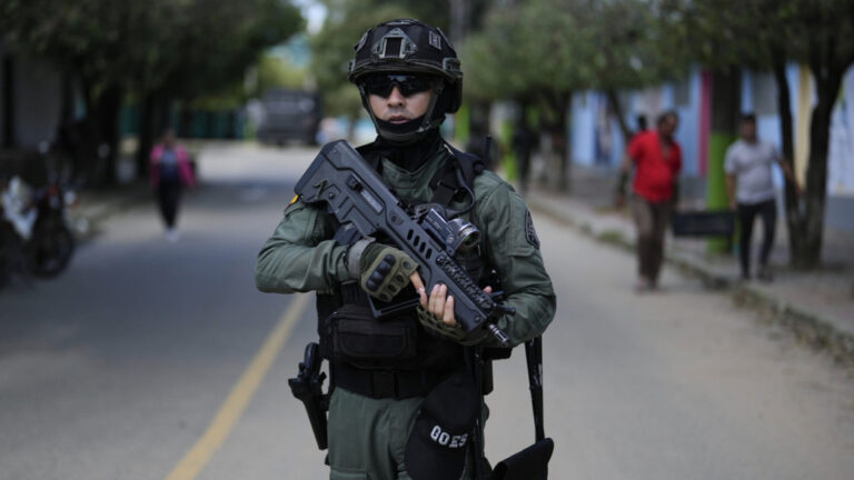 Απελευθέρωθηκε η γερουσιάστρια που απήχθη στην Κάουκα στη νοτιοδυτική Κολομβία