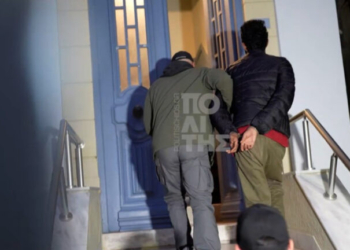 Χίος: Ενώπιον του ανακριτή ο φερόμενος διακινητής για το πολύνεκρο ναυάγιο