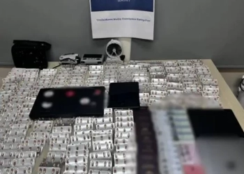 «Χτύπημα» σε κύκλωμα με πάνω από 40 κλοπές και παράνομη διακίνηση φαρμάκων - Βρέθηκαν σχεδόν 10.000 χάπια