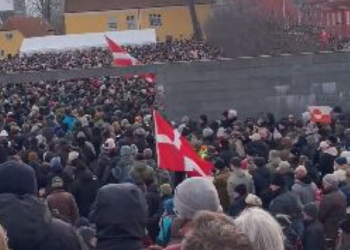 Δανία: «Τραμπ, ζήτα συγγνώμη!» - 10.000 άνθρωποι διαδήλωσαν κατά του Αμερικανού προέδρου