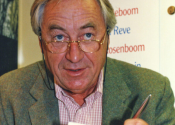 Έφυγε από τη ζωή ο Ολλανδός συγγραφέας Σέις Νόοτεμποομ