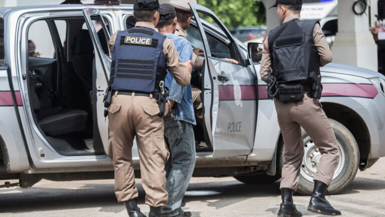 Επίθεση ενόπλου με ομηρεία σε σχολείο στην Ταϊλάνδη - Τουλάχιστον 3 τραυματίες (βίντεο)