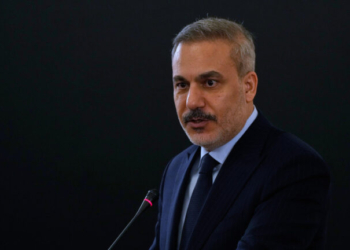 Φιντάν: Η διεύρυνση των συνομιλιών ΗΠΑ - Ιράν για πυραύλους θα φέρει πόλεμο