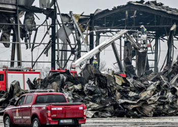 Φονική έκρηξη στη «Βιολάντα»: Σε ποιους ρίχνει ευθύνες ο ιδιοκτήτης και τί λένε οι συγγενείς των θυμάτων