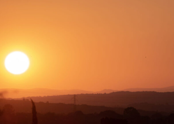 Γαλλία: Ρεκόρ υψηλών για την εποχή θερμοκρασιών στο νοτιοδυτικό τμήμα της χώρας