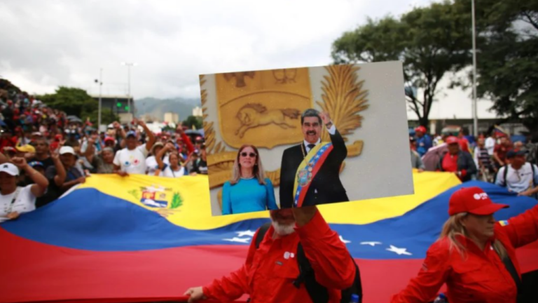 «Η Βενεζουέλα χρειάζεται τον Νικολάς» - Νέα διαδήλωση στο Καράκας