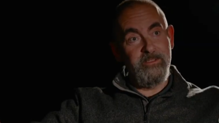 Κατάσκοποι, υβριδικός πόλεμος, και «γκρίζες ζώνες»- Πρώην πράκτορας της CIA «ρίχνει φως» στη δράση των μυστικών υπηρεσιών