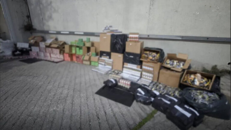 Kύκλωμα λαθραίων καπνικών σε Αττική και Βοιωτία: Στον εισαγγελέα 25 άτομα