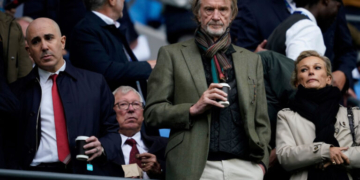 Μάντσεστερ Γιουνάιτεντ: Ο ιδιοκτήτης ζητά συγγνώμη για τα σχόλια περί «αποικιοκρατίας» από μετανάστες