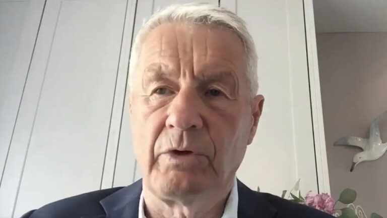 «Μεγάλο κεφάλι»: Απόπειρα αυτοκτονίας του πρώην Νορβηγού πρωθυπουργού για την υπόθεση Επστάιν