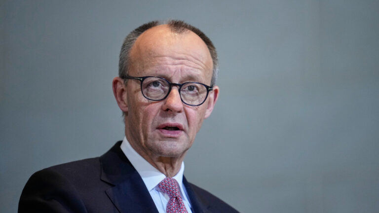 Μερτς: Η Γερμανία «δεν έχει ανάγκη» το ίδιο μαχητικό αεροπλάνο με τη Γαλλία