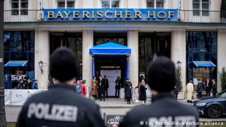 MSC: Δύο κόσμοι συγκρούονται στο Μόναχο