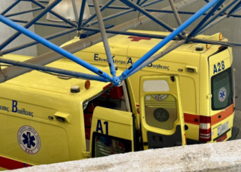 Ο στόλος του ΕΚΑΒ ενισχύεται με 250 νέα ασθενοφόρα - Προχωρούν οι διαδικασίες για την πρόσληψη διασωστών