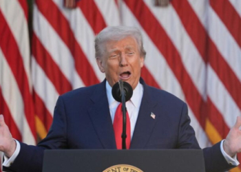 Ο Τραμπ δηλώνει ότι η Ινδία θα αγοράζει πετρέλαιο από τη Βενεζουέλα, όχι το Ιράν