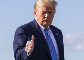 Ο Τραμπ ξεσηκώνει «τσουνάμι» αντιδράσεων - Ακυρώνει βασικό νόμο για την προστασία του περιβάλλοντος