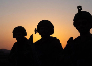 Οι IDF καλούν τους Ιρανούς, στα περσικά, να εξετάσουν το «ενδεχόμενο επικοινωνίας με τη Μοσάντ»