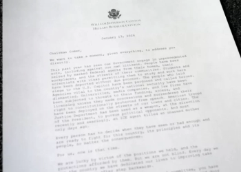 Οι Κλιντον συμφώνησαν να καταθέσουν για τη σχέση τους με τον Έπσταϊν