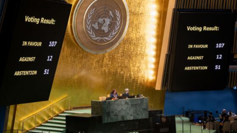ΟΗΕ: Πώς δικαιολόγησαν οι ΗΠΑ την αποχή από το ψήφισμα για την Ουκρανία - Τι υποστήριξαν Κίνα και Ρωσία