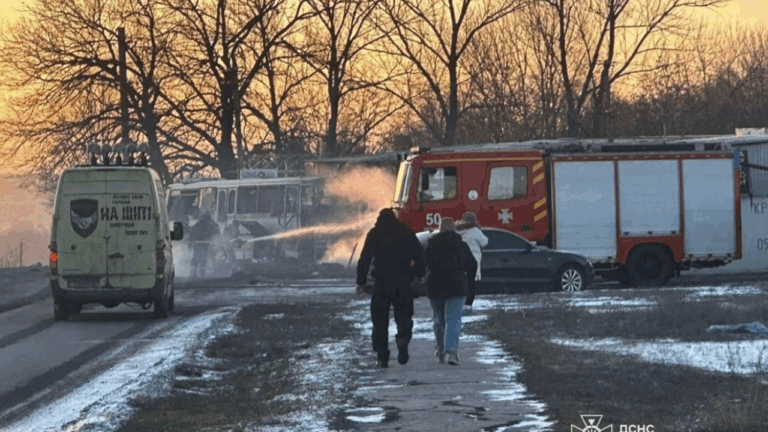 Ουκρανία: Ρωσικό πλήγμα σε λεωφορείο μεταλλωρύχων - 15 νεκροί