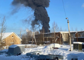 Ουκρανικά πλήγματα σε διυλιστήριο της Lukoil και εργοστάσιο της ρωσικής πολεμικής βιομηχανίας