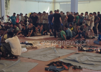 Πάνω από 3.500 μετανάστες στις 3 κλειστές ελεγχόμενες δομές του Β. Αιγαίου