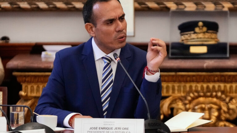 Περού: Το κοινοβούλιο καθαίρεσε τον υπηρεσιακό πρόεδρο Χοσέ Χερί