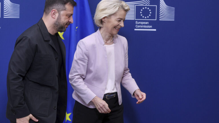 Politico: 5 βήματα για την ένταξη της Ουκρανίας στην ΕΕ το 2027 - Το εμπόδιο Όρμπαν και η απειλή του Άρθρου 7