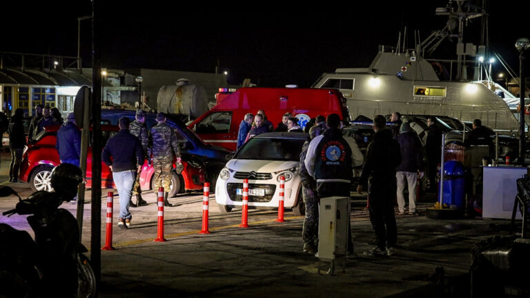 Πώς κάλυψαν τα διεθνή μέσα ενημέρωσης την πολύνεκρη τραγωδία στη Χίο
