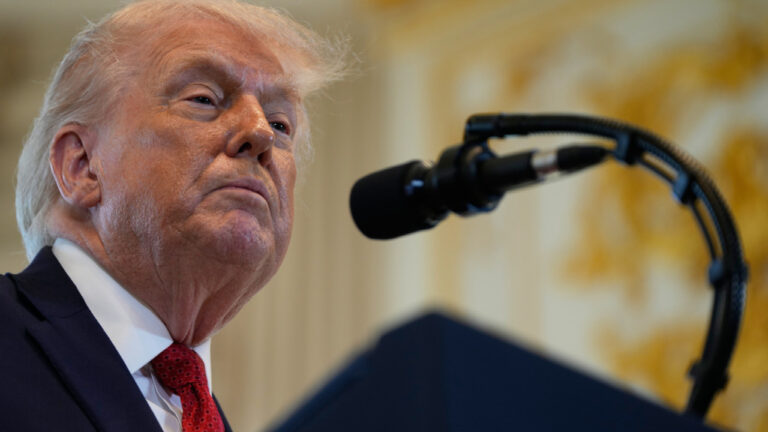 Ρεκόρ Τραμπ στον Λευκό Οίκο: Δίνει διπλάσιες συνεντεύξεις σε σχέση με την πρώτη του θητεία