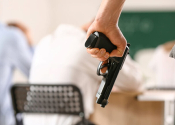 Ρωσία: Ένας νεκρός και δύο τραυματίες σε περιστατικό με πυροβολισμούς σε σχολείο