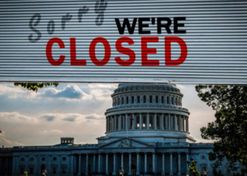 Σε εξέλιξη το νέο shutdown στις ΗΠΑ, αλλά ελπίδες για συμφωνία την Τρίτη