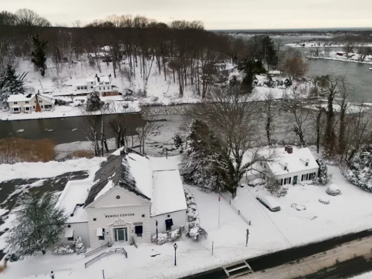 Σφοδρή χιονοθύελλα στις ΗΠΑ: Χωρίς ρεύμα νοικοκυριά - Ακυρώσεις πτήσεων (Εικόνες, βίντεο)