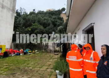 Σοκ στην Αγία Τριάδα Ζακύνθου: Για λίγα μέτρα δεν τους καταπλάκωσε το βουνό