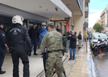 Στο Αεροδικείο ο σμήναρχος για την υπόθεση κατασκοπείας - Έφτασε η ώρα της απολογίας (Βίντεο)
